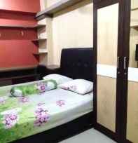 photo sewa apartemen studio furnished murah di green pramuka city