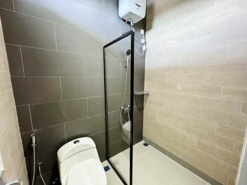 kos kosan kost menara residence tipe deluxe meruya kembangan j