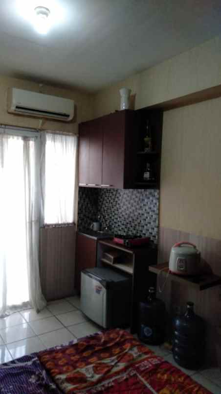 disewakan apartemen full furnished per hari di green pramuka city