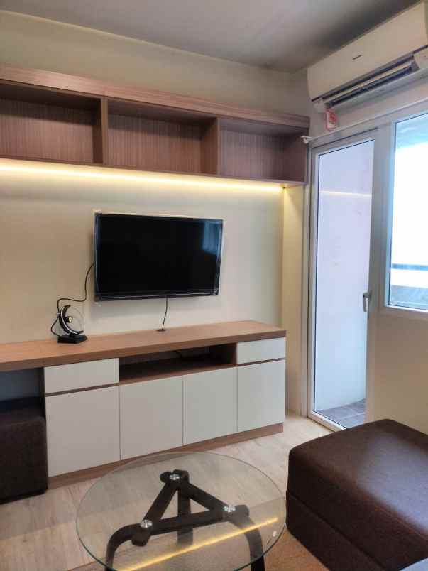 furnish studio apartment grand pramuka city di sewakan