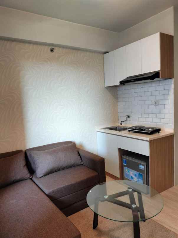 furnish studio apartment grand pramuka city di sewakan